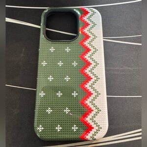 Casely Magsafe holiday sweater style iPhone 15 Pro Phone Case